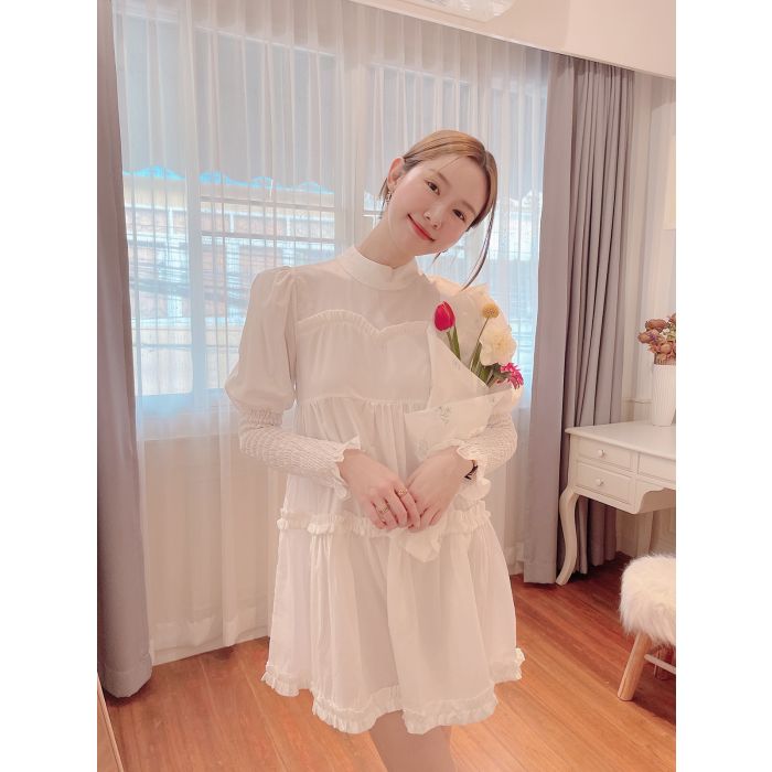 SPECIAL OFFER * VICTORIAN MUTTON SLEEVE COTTON DRESS-WHITE