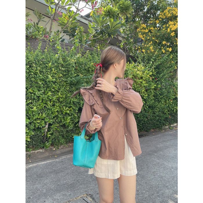 SPECIAL OFFER * BRISTOL RUFFLE COLLAR OVERSIZED BLOUSE-BROWN