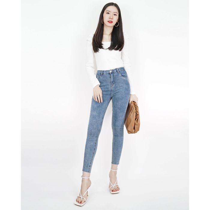 SUPER SKINNY DENIM PANTS