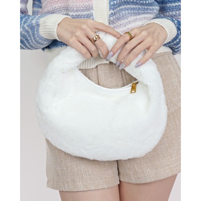 FLUFFY CIRCLE BAG-WHITE