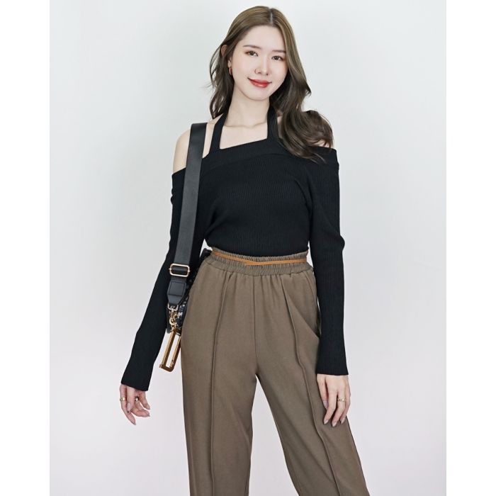 AUTUMN CHOKER KNIT TOP-BLACK