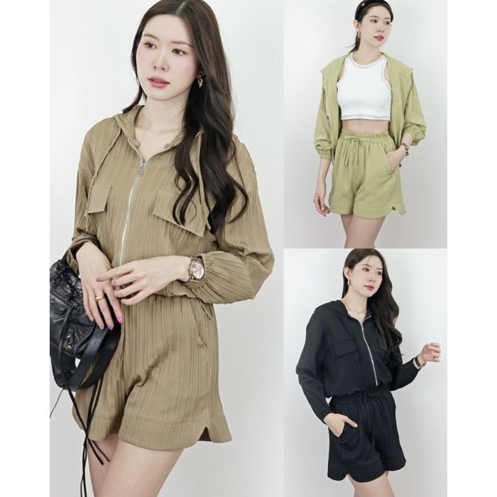 AIRPORT HOODIE TOP & SHORTS SET