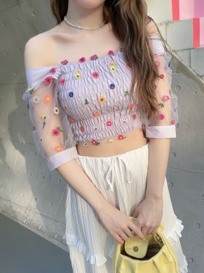 POSY SEE-THROUGH SLEEVE CROP TOP