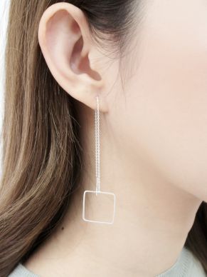 OPENWORK SQUARE EARRINGS