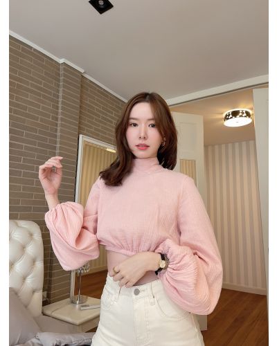 ALYNN CUSTARD BOW CROPPED BLOUSE-PEACH