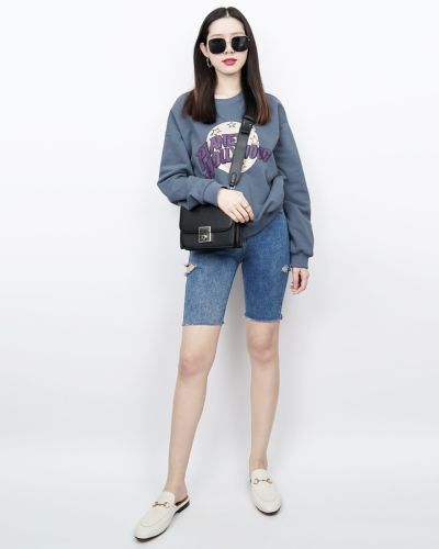 RIPPED PETITE DENIM KNEE LENGTH SHORTS-S