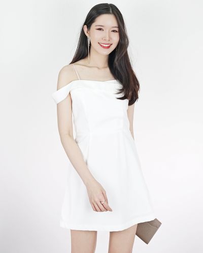 AVELINE CLASSY SHOULDER DRESS-WHITE-M