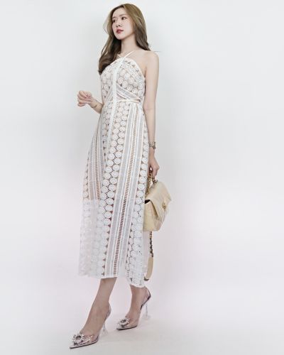 PENELOPE CLASSY LACE MAXI DRESS