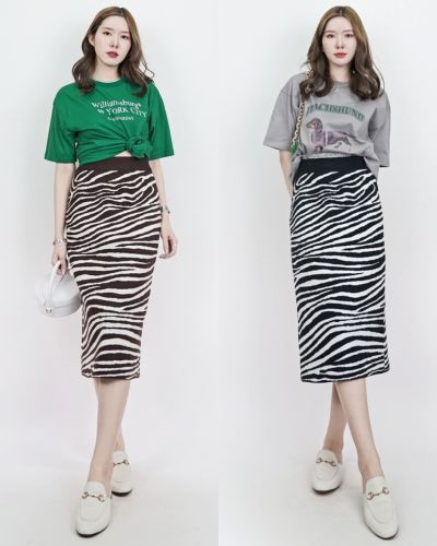 AURORA GRAPHIC KNIT SKIRT